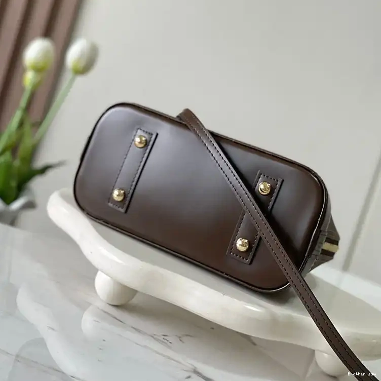 Brother sam 2409YA0101 LV Bags 0809